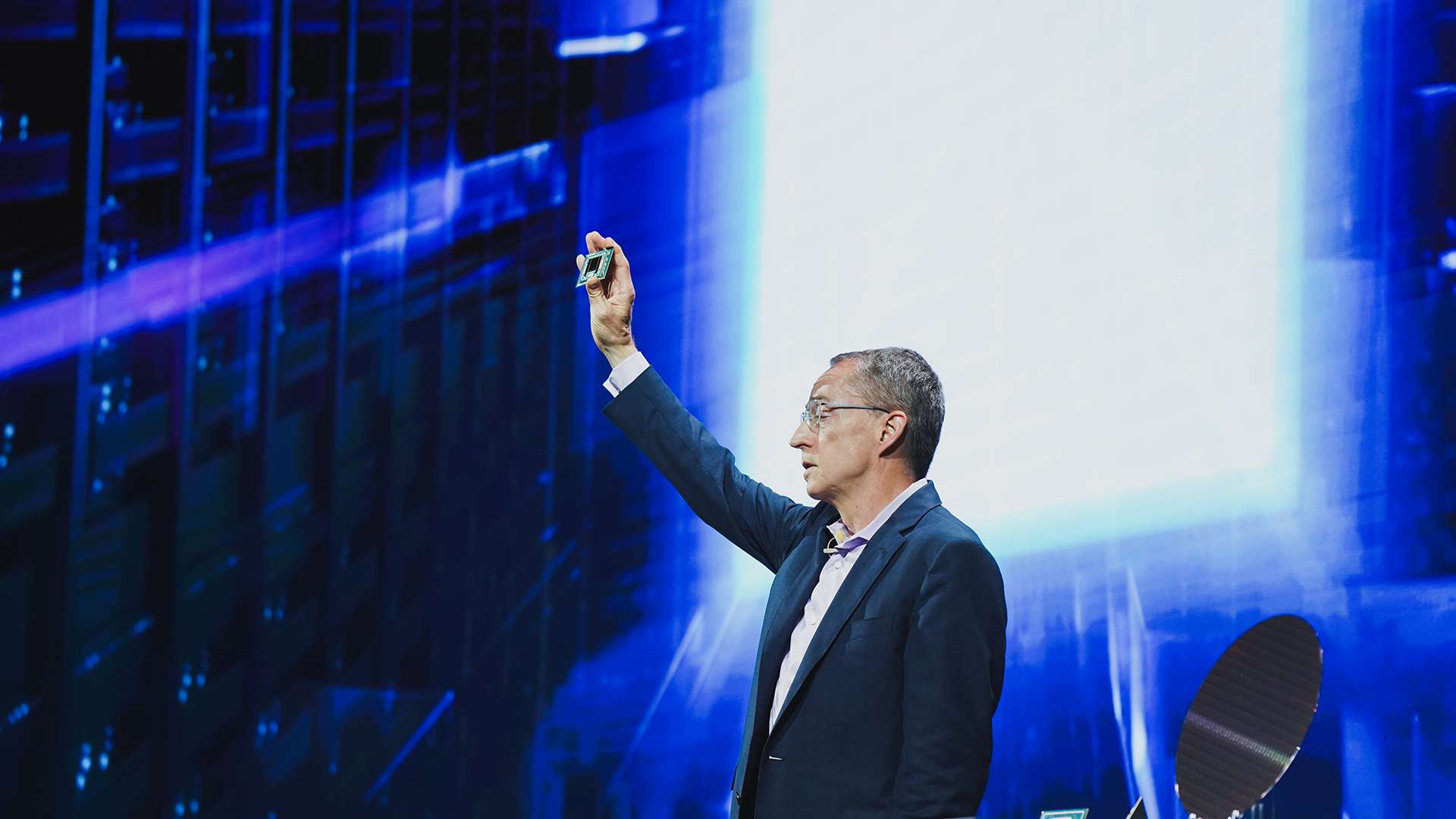 Intel, Computex'te Yeni Xeon 6, Gaudi Hızlandırıcılar ve Lunar Lake Mimarisi'ni Tanıttı