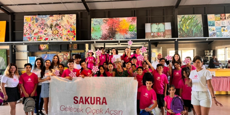Yanmar Turkey'in Sakura -Gelecek Çiçek Açsın projesi küçük çiftçileri yetiştirdi