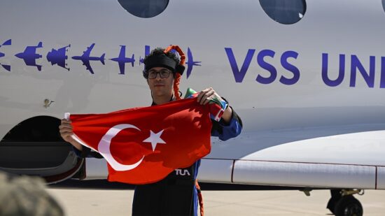 Türkiye'nin ikinci astronotu yeryüzüne döndü
