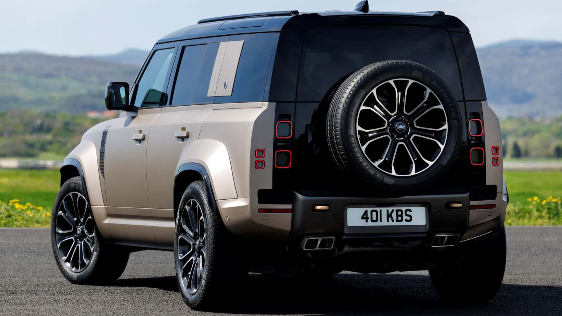 Land Rover Defender Octa