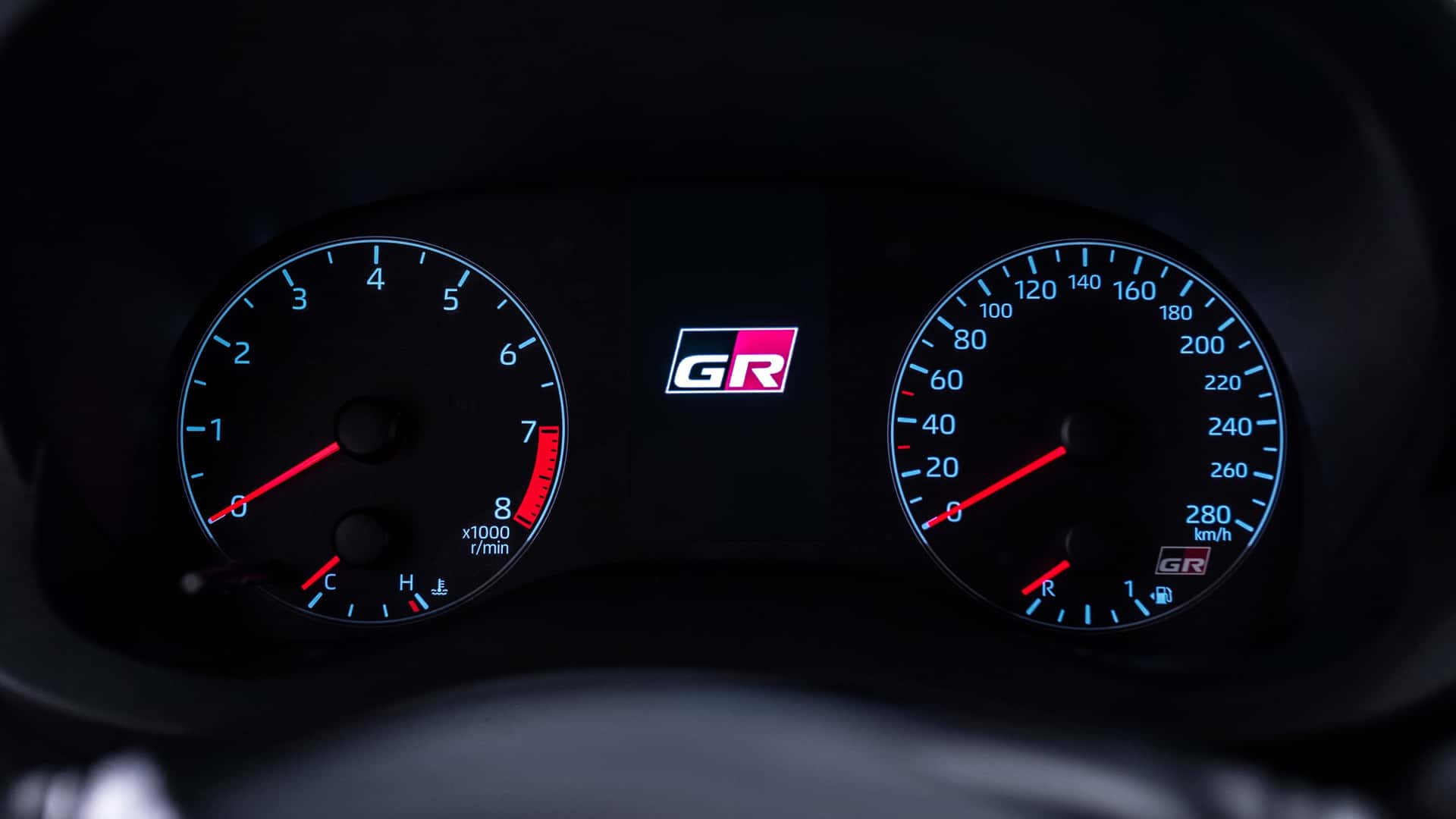 Toyota GR Corolla otomatik