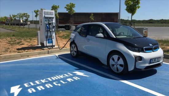 elektrikli araç şarj istasyonu