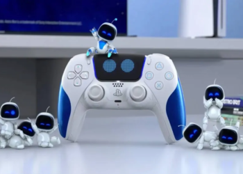 Özel üretim PlayStation 5 kolu Astro Bot
