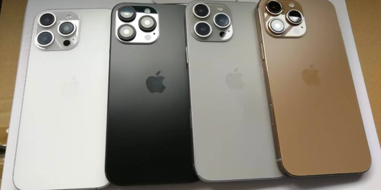 iPhone 16 Pro renkleri