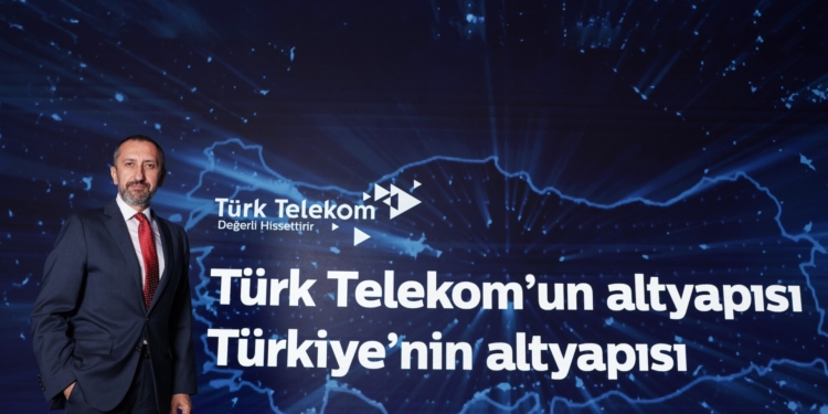 Türk Telekom’dan Mobilde Güçlü Büyüme