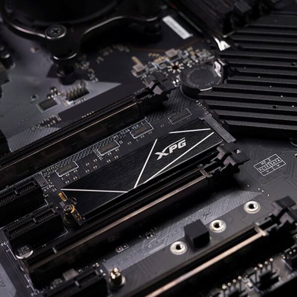 XPG S70 Blade ile hıza doyun