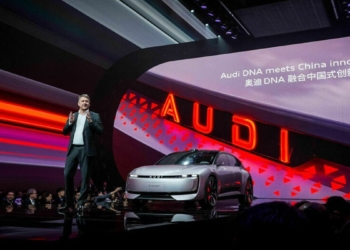 AUDI E