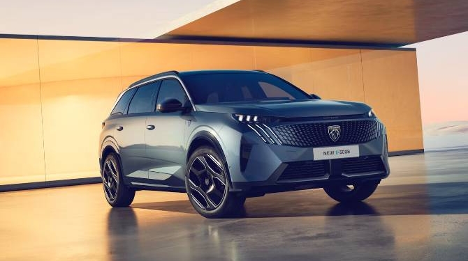 Yeni Peugeot 5008