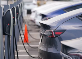 Türkiye'de Elektrikli Araç Satışlar ve Şarj Altyapısı Hızla Büyüyor!