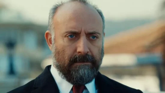 Halit Ergenç Kimdir? Kaç Yaşında, Nereli, Kiminle Evli? Halit Ergenç Hayatı! Halit Ergenç Aldığı Ödüller, Oynadığı Diziler!