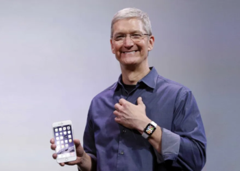 Apple Watch Tim Cook'un babasının hayatını kurtardı.