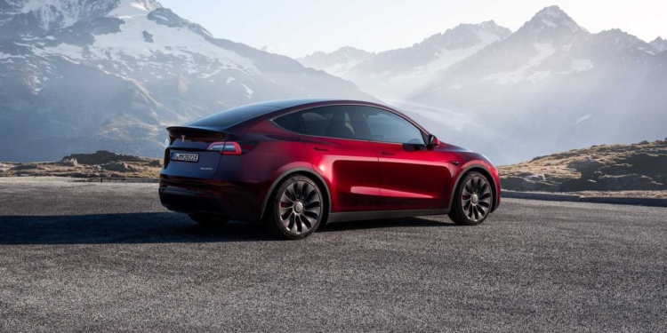 Yeni Tesla Model Y Juniper