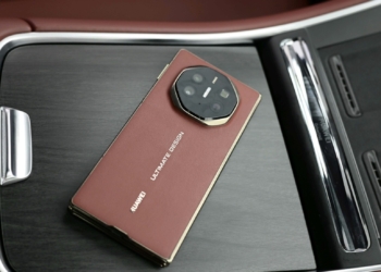 Huawei Mate XT çıktı