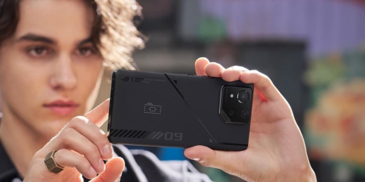 ASUS ROG Phone 9 FE özellikleri ve fiyatı