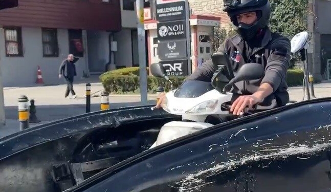 İstanbul'da Teknoloji Harikası: Karada ve Denizde Giden Motosiklet!