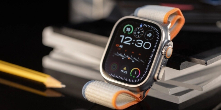 Apple Watch alarm