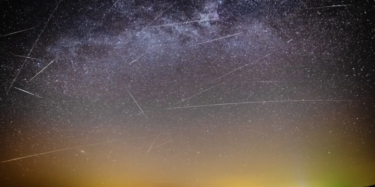 Lyrid Meteor Yağmuru Türkiye'den de Görülebilecek! Gözlerinizi Gökyüzünden Ayıramayacaksınız