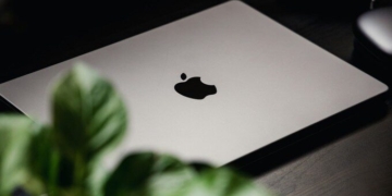 M6 MacBook Pro