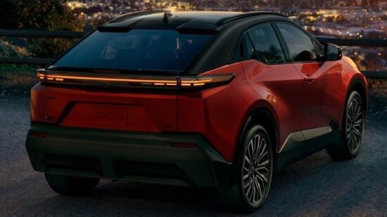 2026 toyota ch-r özellikleri fiyatı