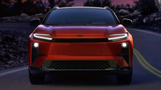 2026 toyota ch-r özellikleri fiyatı