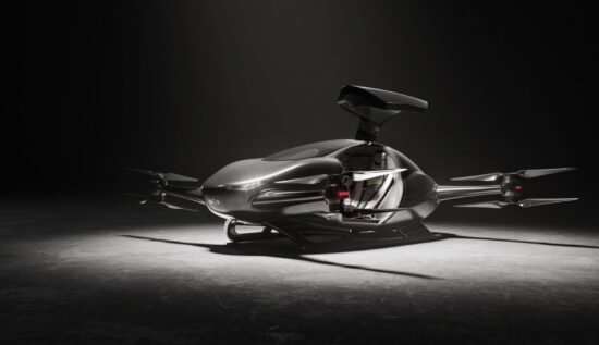 Türkiye'nin İlk İnsanlı Uçan Arabası AirCar İlk Uçuşunu Yaptı!