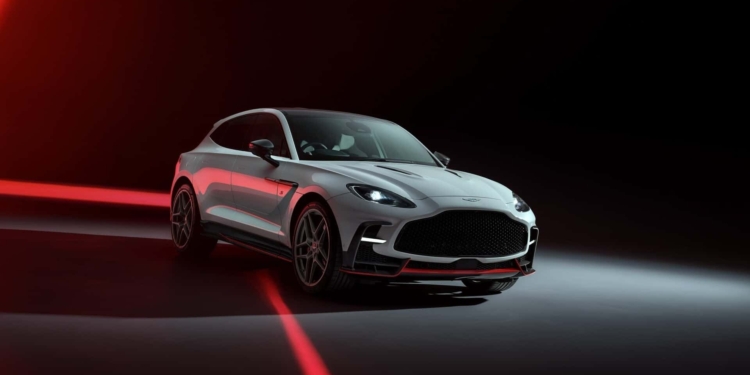 Aston Martin DBX S