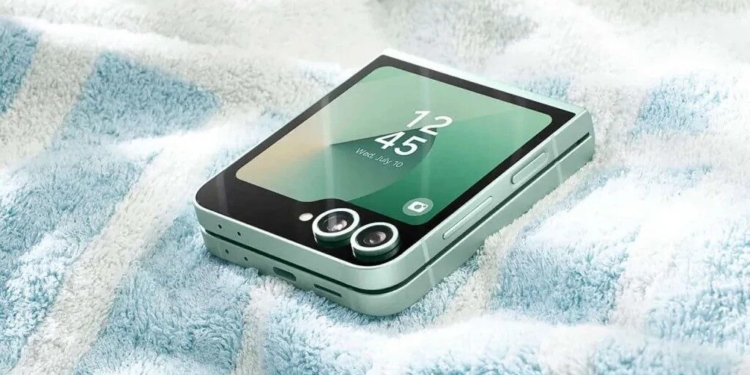 Galaxy Z Flip 7 Pil