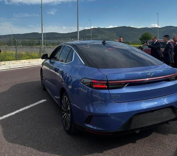 Togg T10F yeni rengi ortaya çıktı! Togg sedan nasıl olacak?