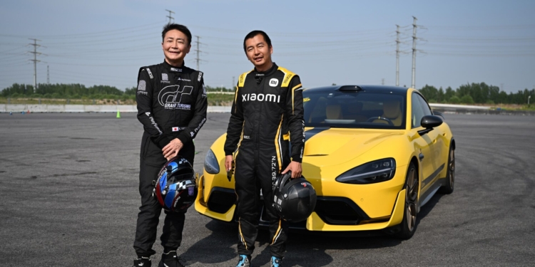 xiaomi su7 ultra gran turismo 7 oyununa geliyor