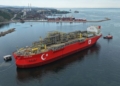 yüzer doğal gaz platformu