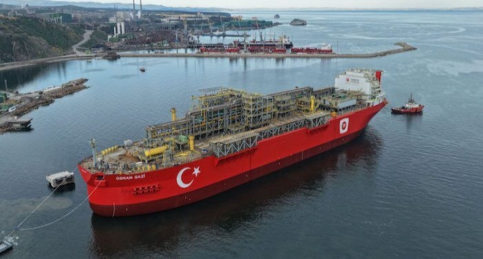 yüzer doğal gaz platformu