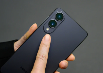 Galaxy S26 Edge iPhone 17 Air