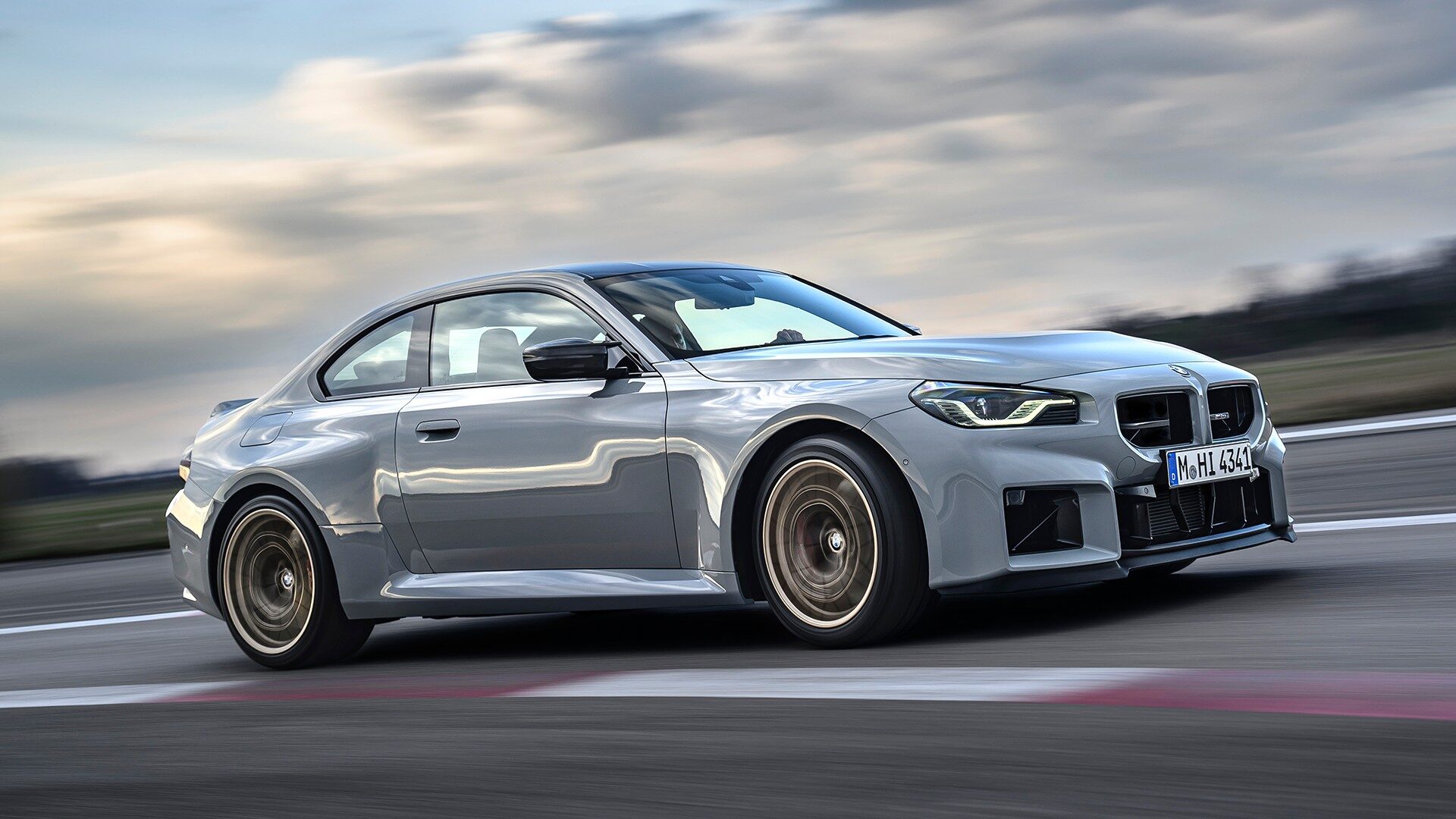 BMW M2 CS