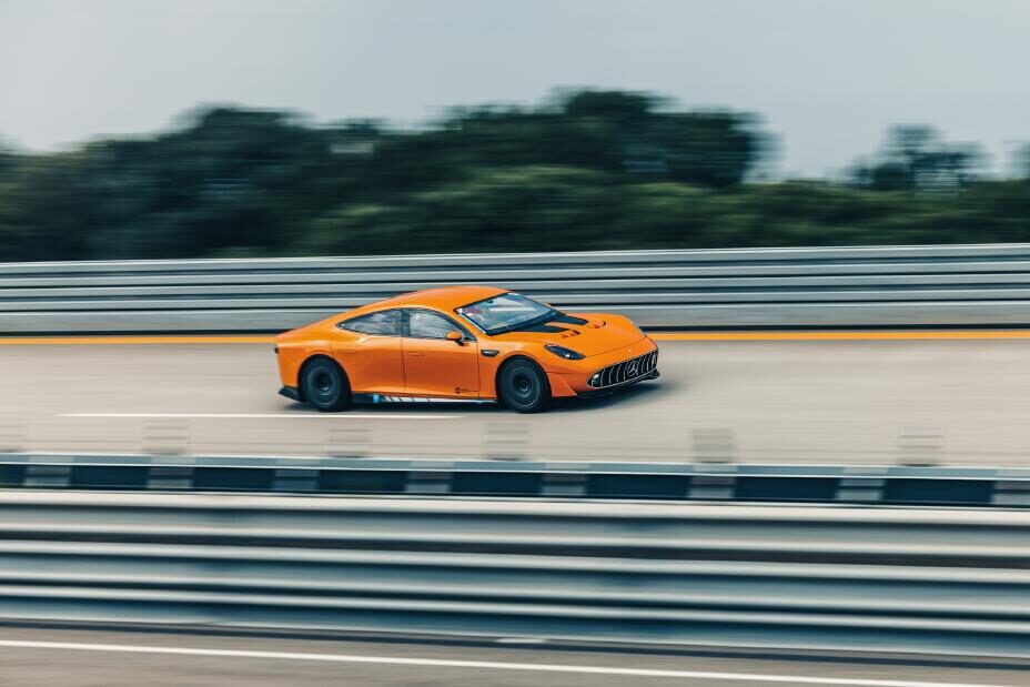 Mercedes-Benz AMG GT XX rekor kırdı!
