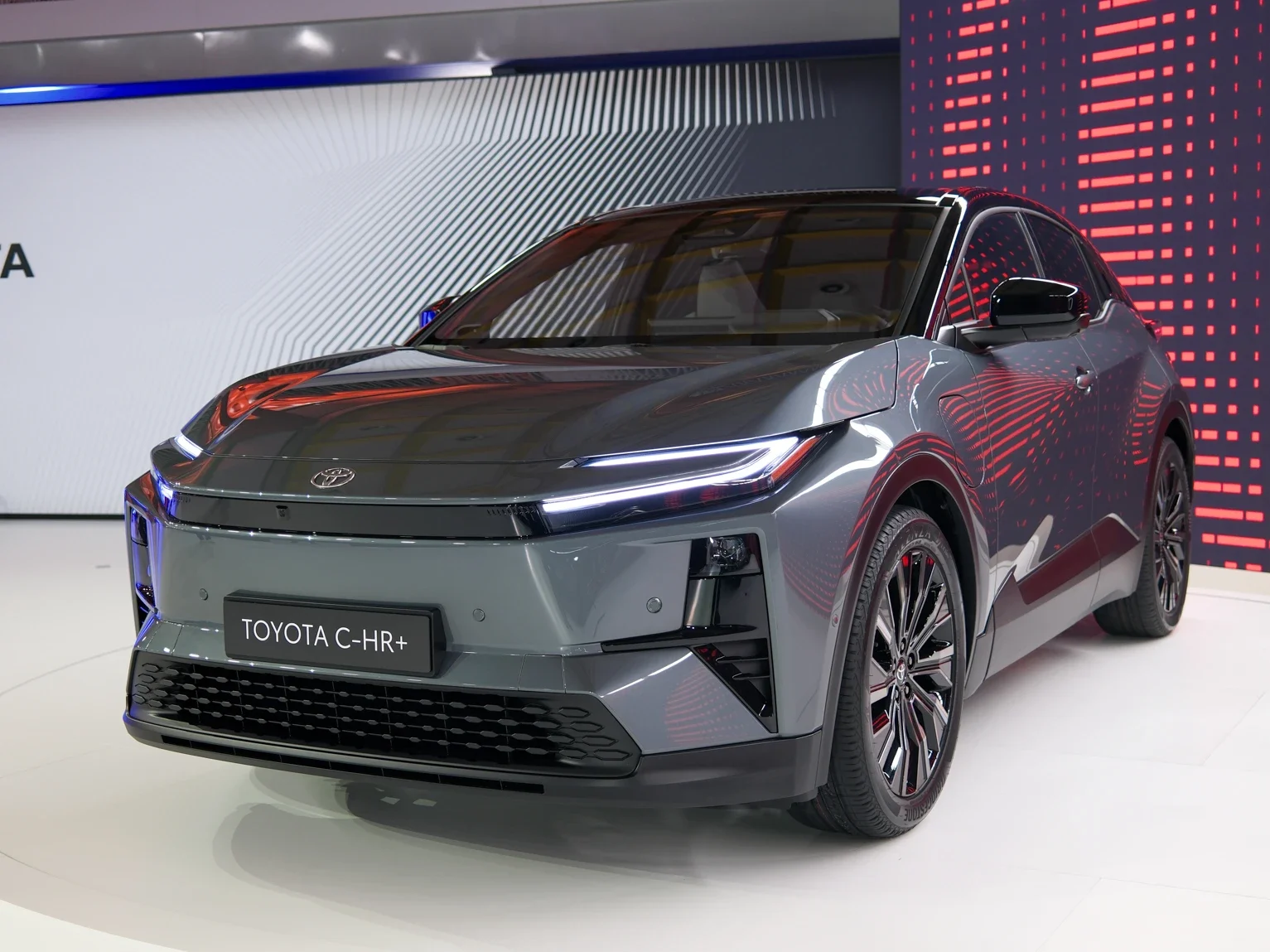 Toyota C-HR+