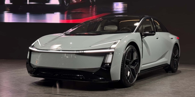 Toyota Corolla Elektrikli konsepti tanıtıldı! İşte özellikleri ve tasarımı! toyota corolla konsept toyota corolla elektrikli 2025