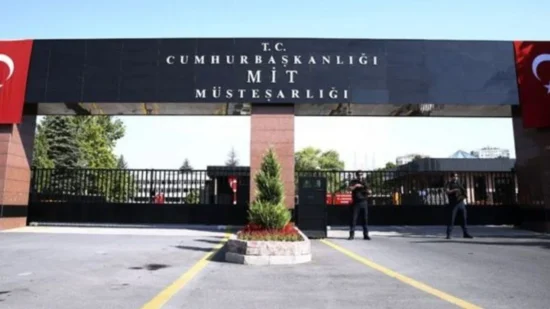 MİT’in araştırdığı Signal mesajları sonrası kurumlara operasyon düzenlendi!