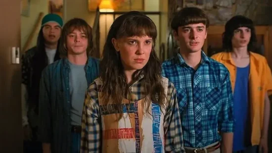 Stranger Things final sezonu yayınlandı! Netflix çöktü