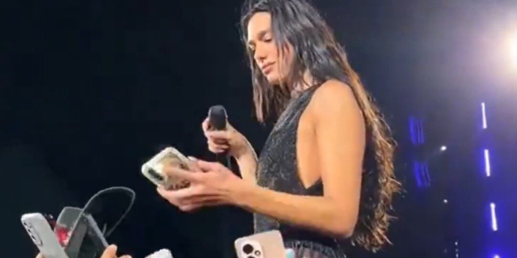 Dua Lipa