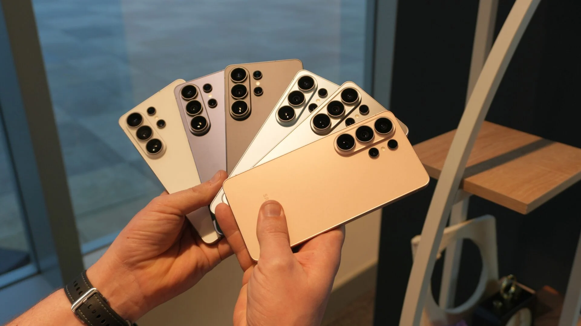 Galaxy S26 Ultra düşme testinde! Samsung S26 Ultra ne kadar dayanıklı?