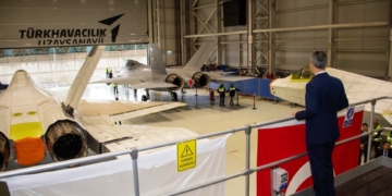 Milli Uçak KAAN yeni prototipleriyle karşımızda! Nasıl olacak? #1