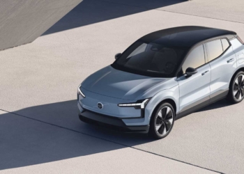 Volvo EX30 modeli yazılım hatası nedeniyle geri çağırılıyor! Volvo sahipleri dikkat! #1