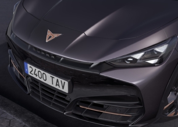 2026 Cupra Tavascan tanıtıldı! Performans canavarı olacak! #1