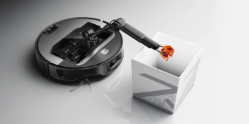 Roborock Saros Z70 Roborock Saros Z70 tanıtıldı: Eşyaları toplayabilen robot süpürge
