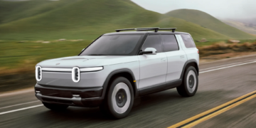 rivian elektrikli araç