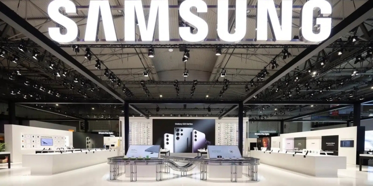 Samsung zarar yazabilir! Telefon bölümünde şok gelişme! Samsung zarar yazabilir! Telefon bölümünde şok gelişme! #1