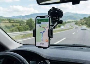 Araçlarda telefon tutucu yasağı hakkında resmi açıklama geldi! Düzenleme neleri kapsıyor? #1