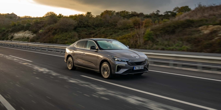 Togg erken teslimat ile müşterileri sevindirdi! Togg üretimi son hız devam ediyor! #1