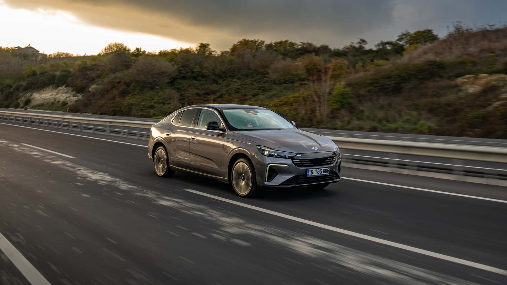 Togg erken teslimat ile müşterileri sevindirdi! Togg üretimi son hız devam ediyor!