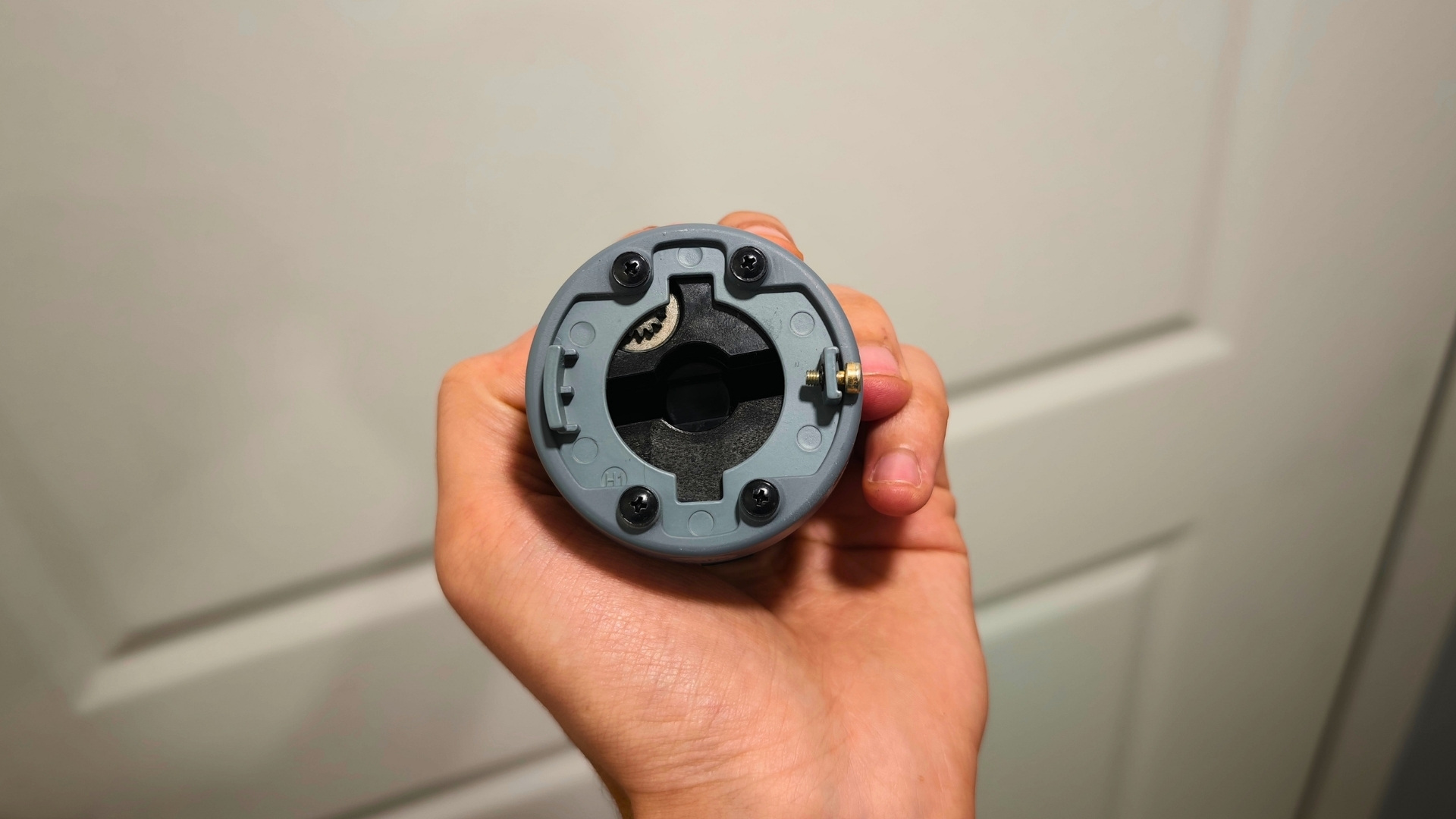 Günümüz Evleri İçin En Kolay Akıllı Kilit Yöntemi: Yale Linus L2 Lite İncelemesi